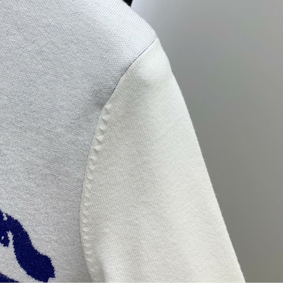Burberry White and Blue Crewneck Sweater - Picture 7 of 9